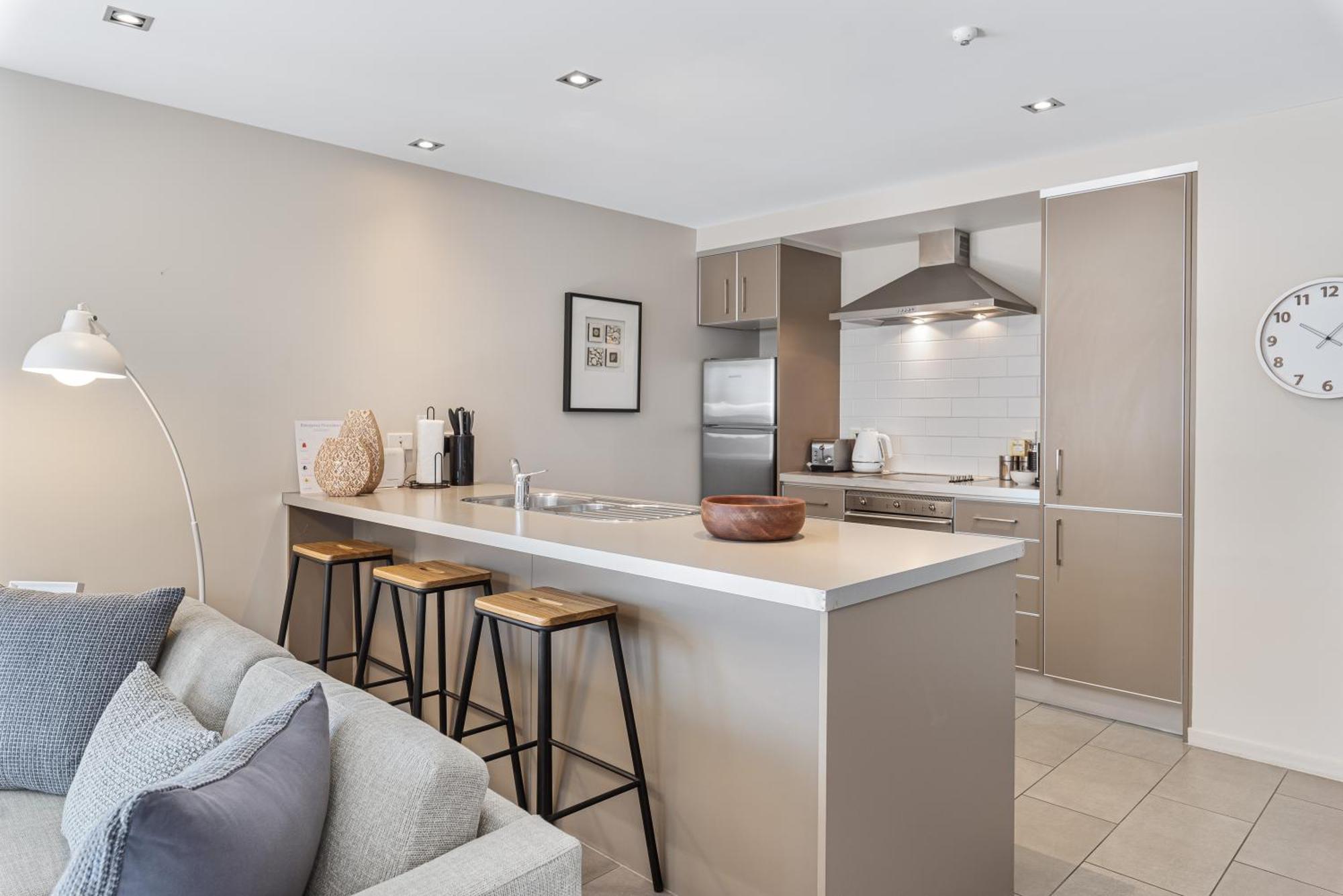 Paihia 2 Bedroom Apartment With Pool Buitenkant foto